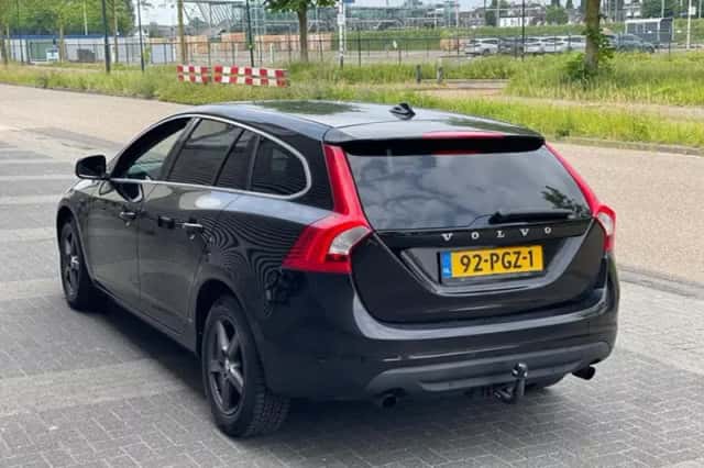 Volvo V60 (2011) thumbnail 6