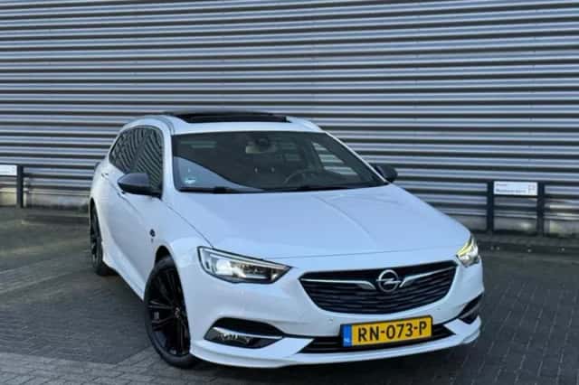 Opel Insignia (2018) thumbnail 1