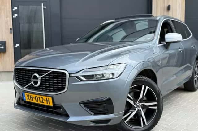 Volvo XC60 (2018) thumbnail 4
