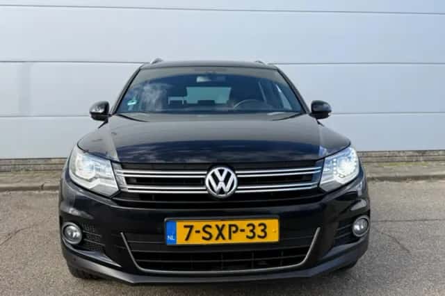Volkswagen Tiguan (2014) thumbnail 3