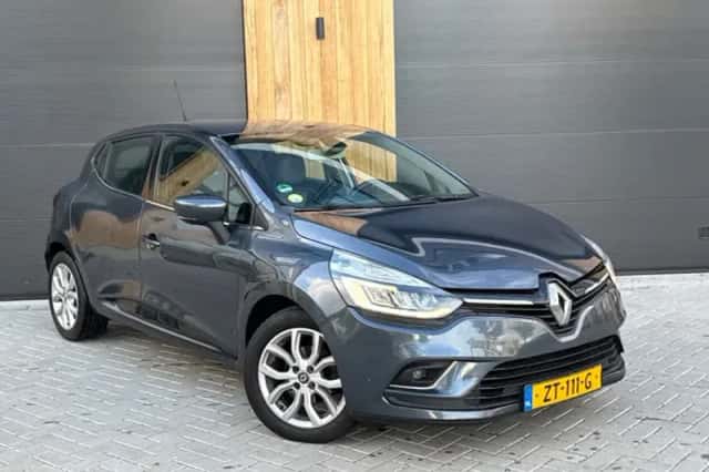 Renault Clio (2019) thumbnail 1