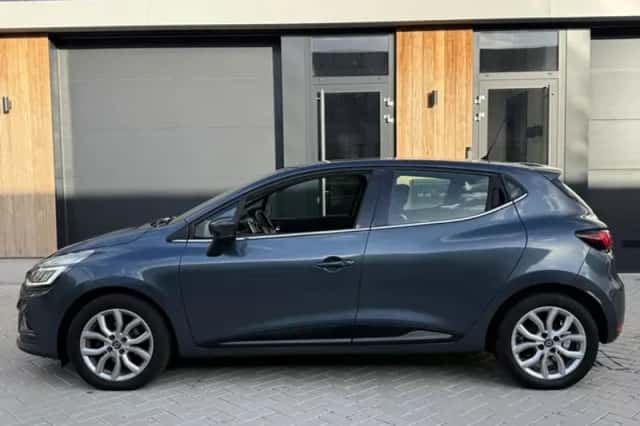 Renault Clio (2019) thumbnail 5
