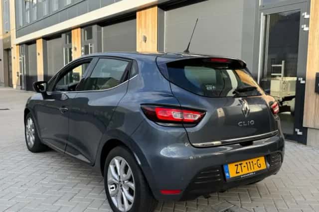 Renault Clio (2019) thumbnail 6