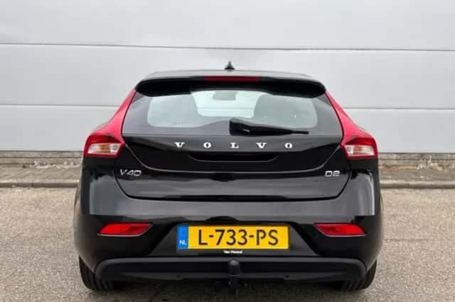 Volvo V40 (2017) thumbnail 5