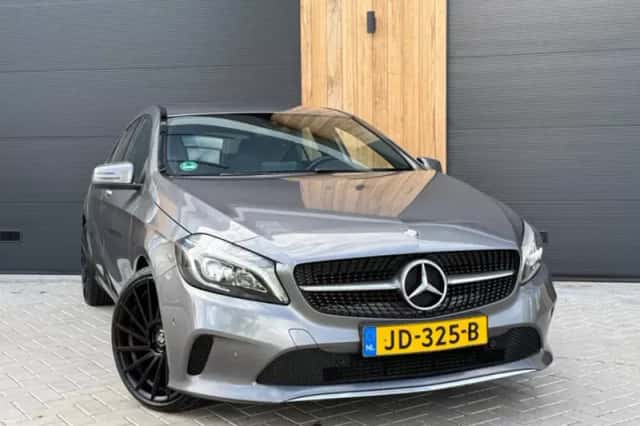 Mercedes-Benz A-Klasse (2016) thumbnail 2