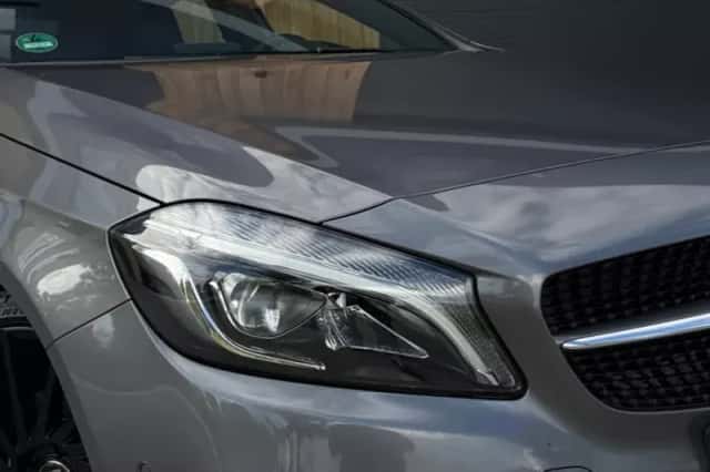 Mercedes-Benz A-Klasse (2016) thumbnail 3