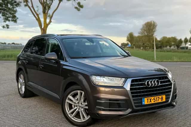 Audi Q7 (2016) thumbnail 1