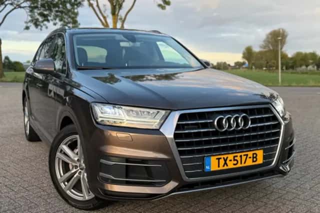Audi Q7 (2016) thumbnail 2