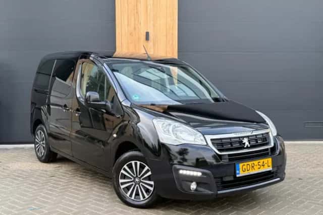 Peugeot Partner (2018) thumbnail 1