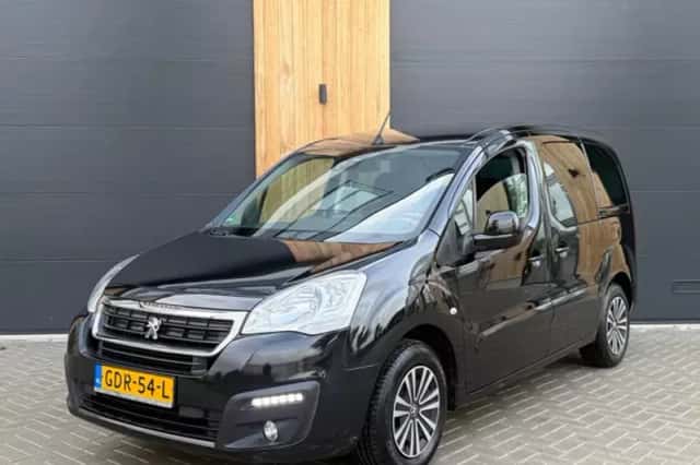 Peugeot Partner (2018) thumbnail 3