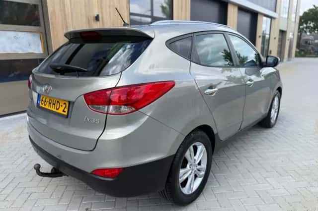 Hyundai ix35 (2011) thumbnail 6