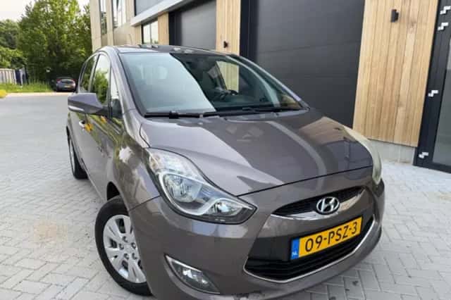Hyundai ix20 (2011) thumbnail 1