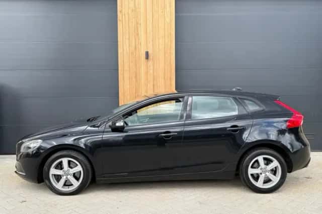 Volvo V40 (2014) thumbnail 5