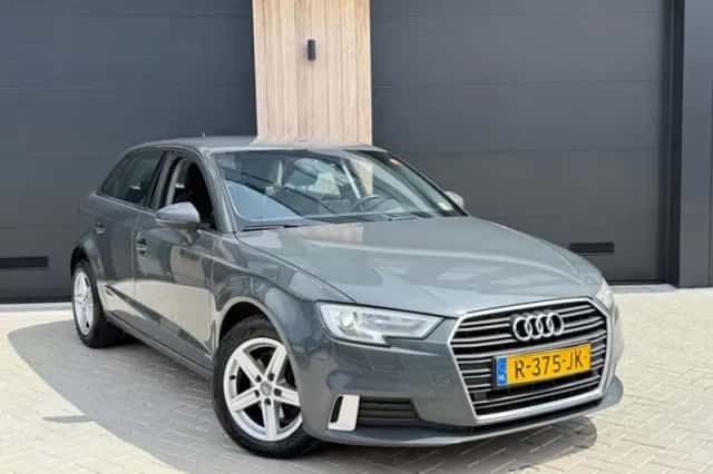 Audi A3 (2017) thumbnail 1