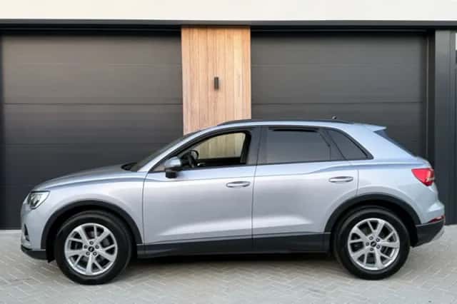 Audi Q3 (2022) thumbnail 5