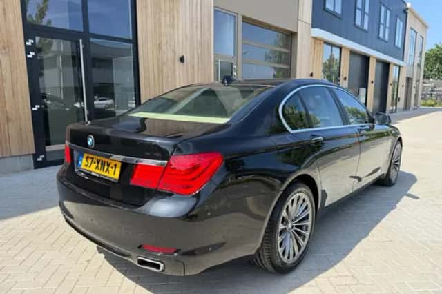 BMW 7-Serie (2012) thumbnail 6