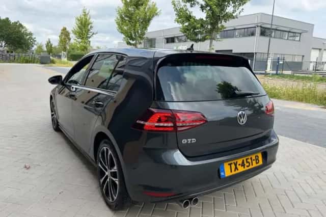 Volkswagen Golf (2014) thumbnail 4