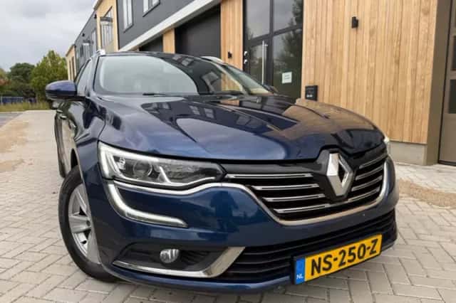 Renault Talisman (2017) thumbnail 2