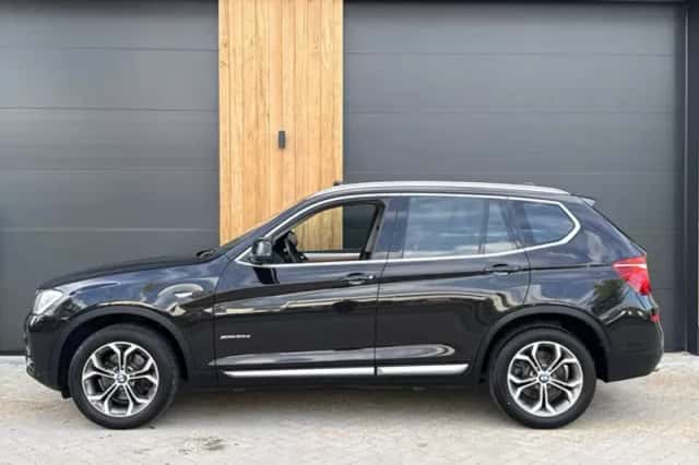 BMW X3 (2017) thumbnail 5