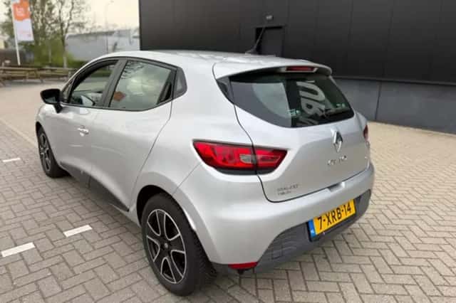 Renault Clio (2013) thumbnail 5
