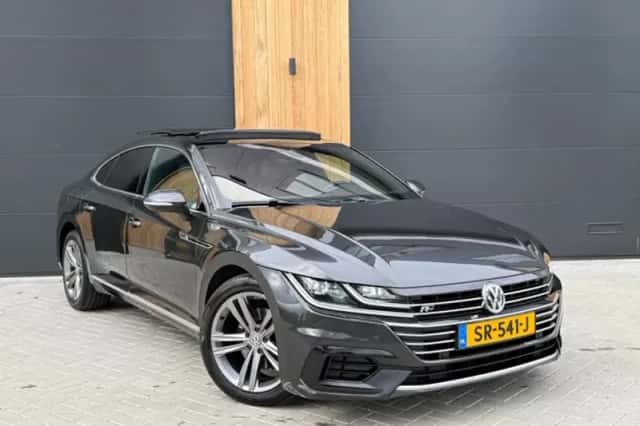 Volkswagen Arteon (2018) thumbnail 1