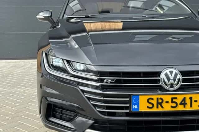 Volkswagen Arteon (2018) thumbnail 4