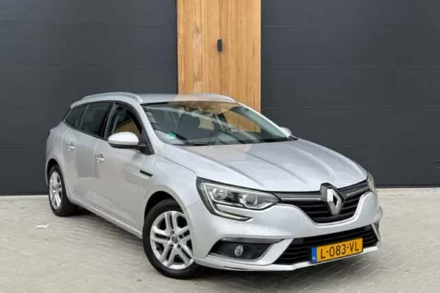 Renault Mégane (2018) thumbnail 1