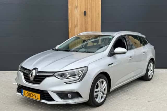 Renault Mégane (2018) thumbnail 4