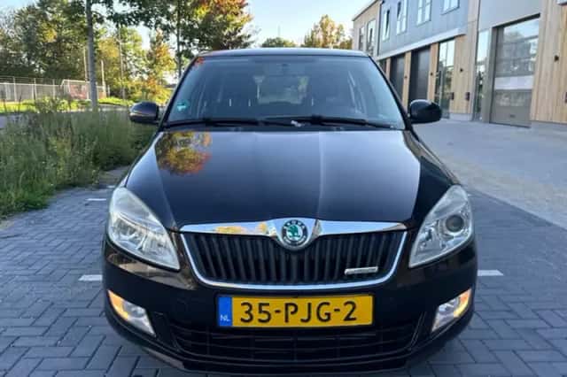 Škoda Fabia (2011) thumbnail 2