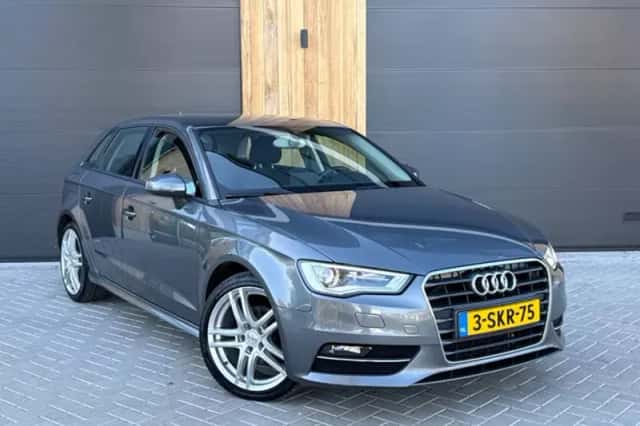 Audi A3 (2013) thumbnail 1