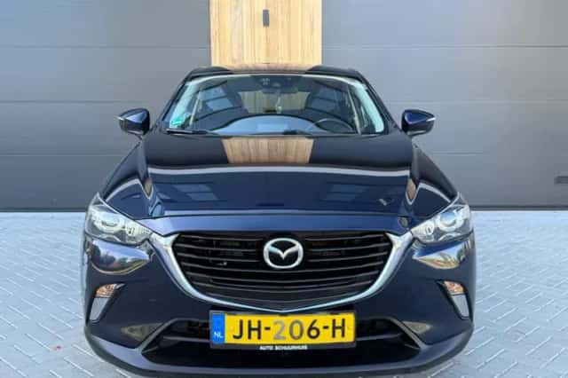 Mazda CX-3 (2016) thumbnail 2