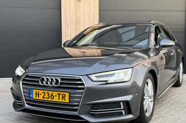 Audi A4 (2016) thumbnail 6