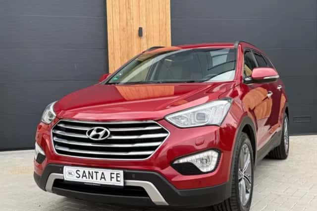 Hyundai Santa Fe (2015) thumbnail 5