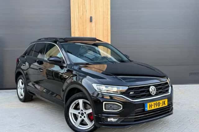 Volkswagen T-Roc (2019) thumbnail 1