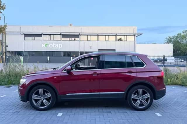 Volkswagen Tiguan (2017) thumbnail 5