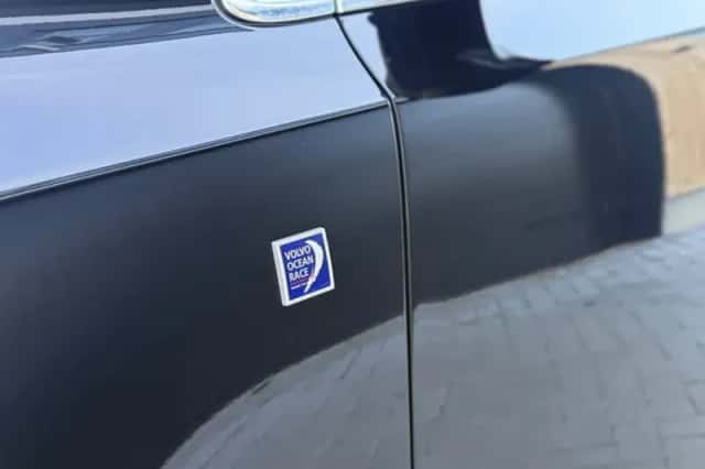 Volvo V40 (2015) thumbnail 5