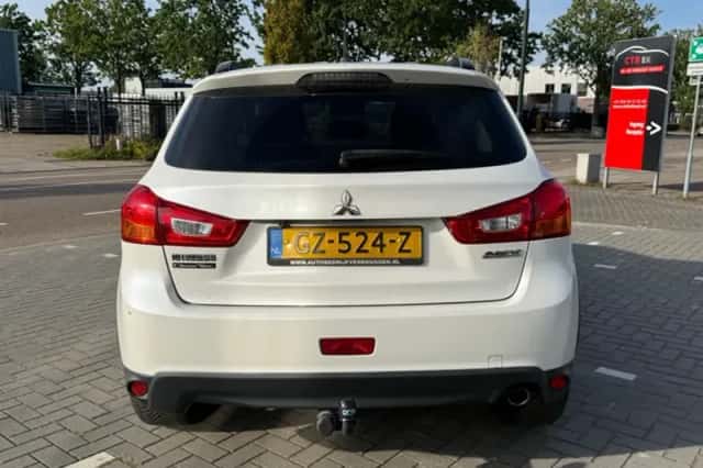 Mitsubishi ASX (2015) thumbnail 6