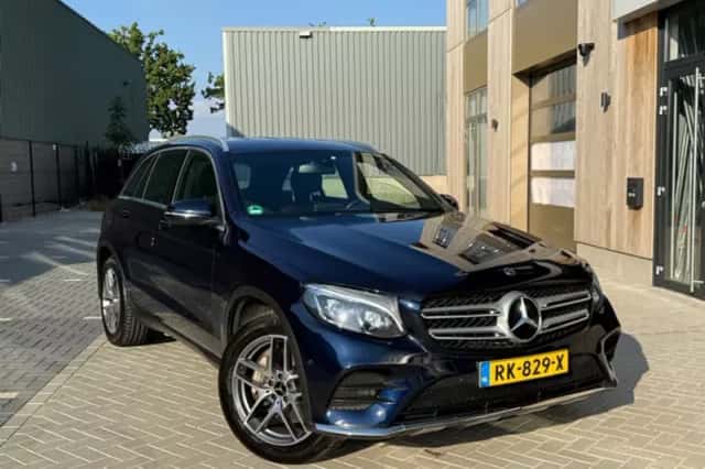 Mercedes-Benz GLC-Klasse (2017) thumbnail 1