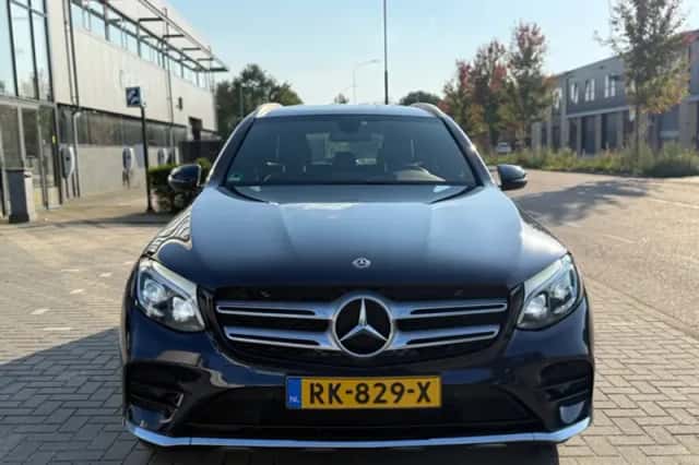 Mercedes-Benz GLC-Klasse (2017) thumbnail 2
