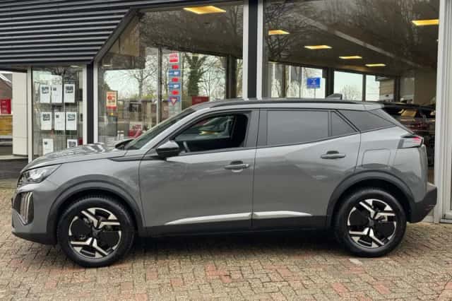 Peugeot 2008 (2025) thumbnail 4