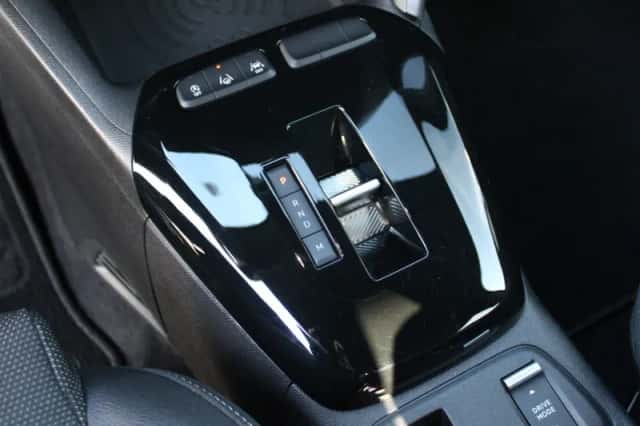 Opel Corsa (2025) thumbnail 3