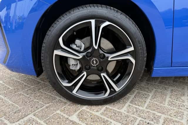 Opel Corsa (2025) thumbnail 4