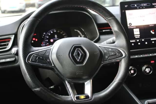 Renault Clio (2021) thumbnail 2