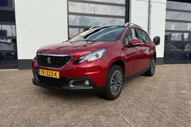Peugeot 2008 (2018) thumbnail 5