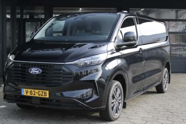 Ford Transit Custom (2024) thumbnail 1