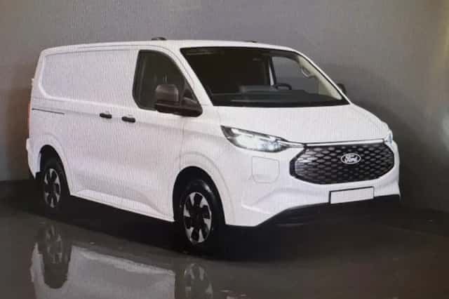 Ford E-Transit Custom (2026) thumbnail 1