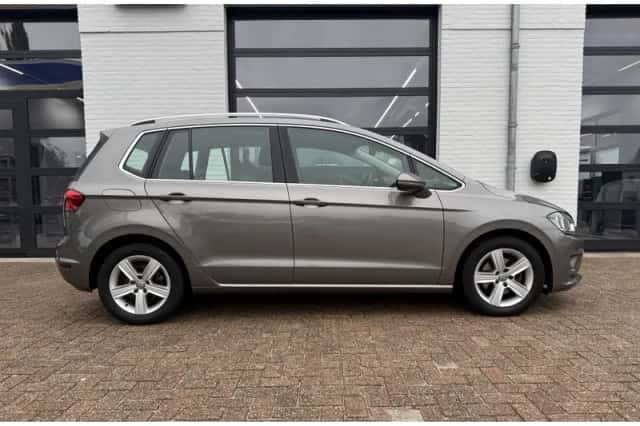 Volkswagen Golf Sportsvan (2014) thumbnail 4