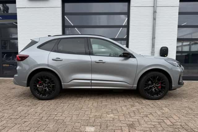 Ford Kuga (2026) thumbnail 4