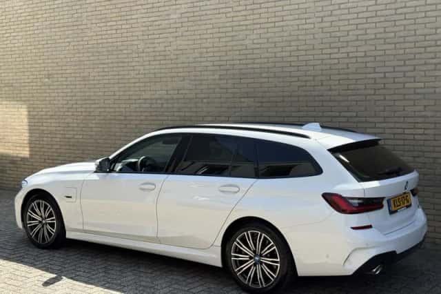 BMW 3-Serie (2021) thumbnail 2