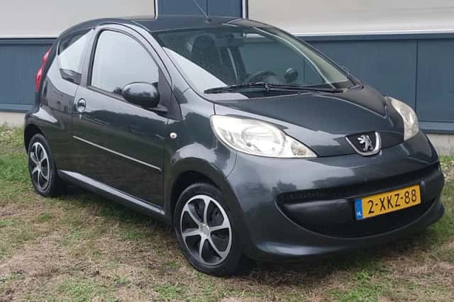 Peugeot 107 (2008) thumbnail 4